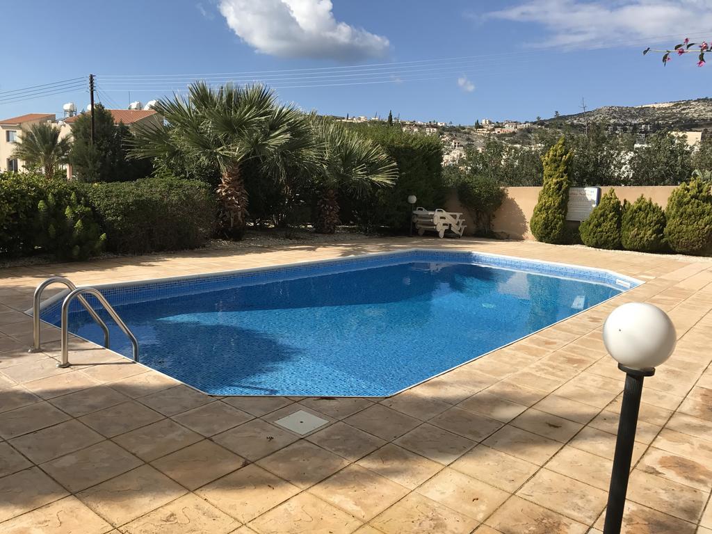 The Marilouize Apartment Peyia Exterior foto