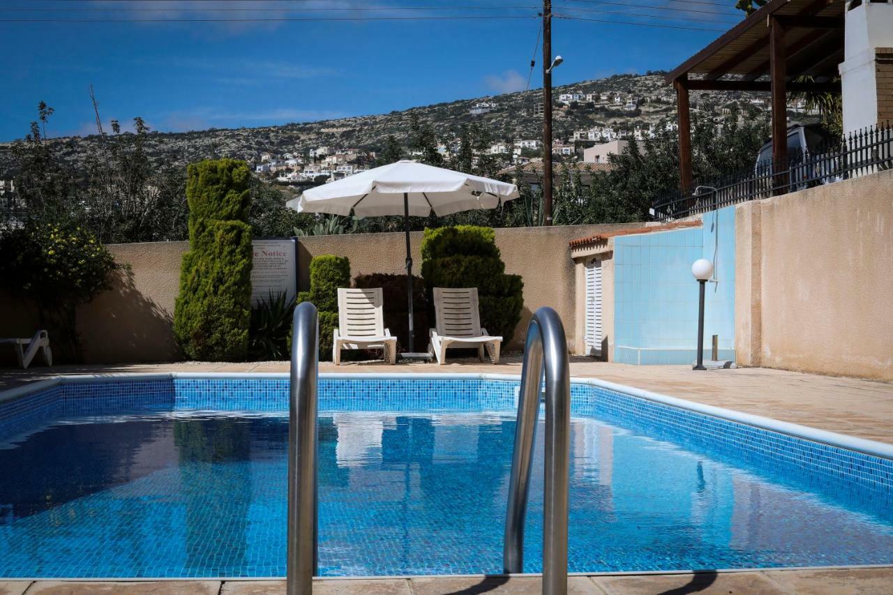 The Marilouize Apartment Peyia Exterior foto